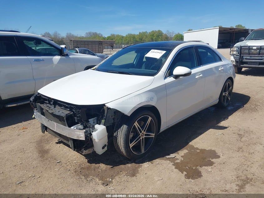 Mercedes-Benz A 220 2021 — миниатюра 2