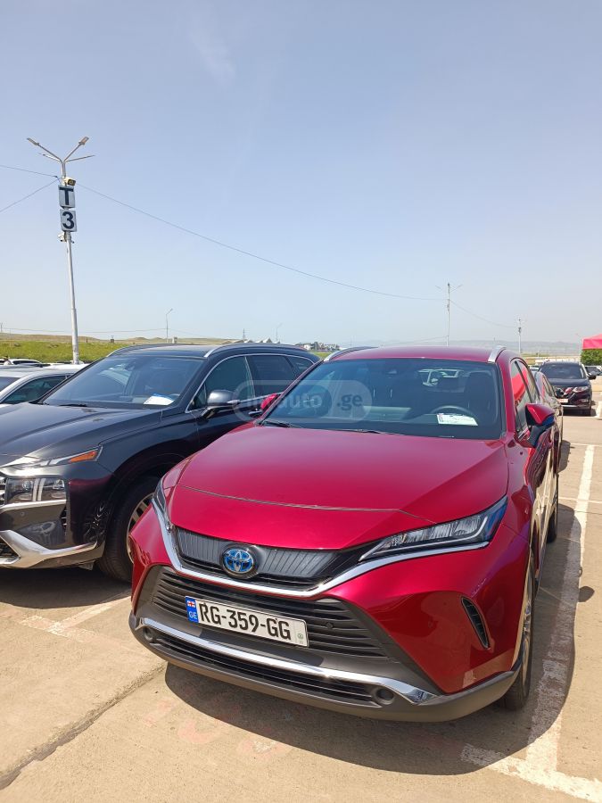 Toyota XLE 4dr All-Wheel Drive CVT — миниатюра 4