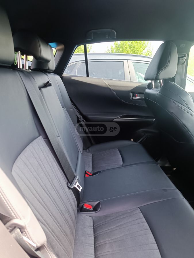 Toyota XLE 4dr All-Wheel Drive CVT — миниатюра 9