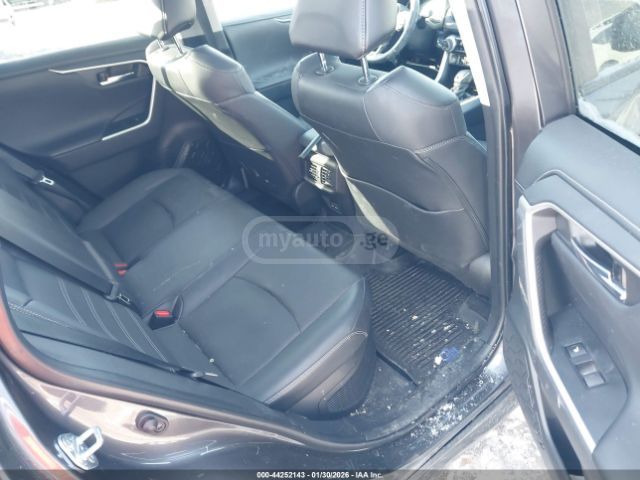 Toyota LIMITED — миниатюра 8