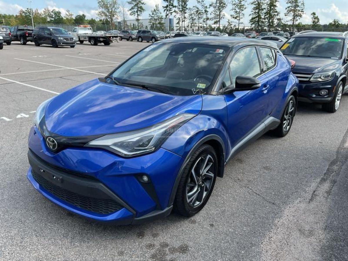 Toyota CHR - фото 1