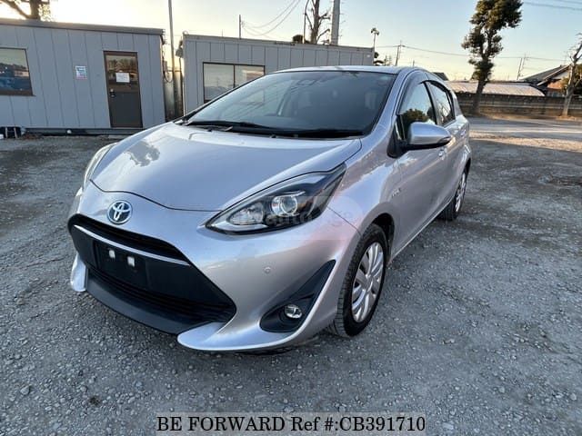 Toyota Aqua - фото 1