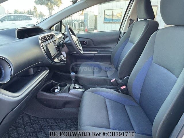 Toyota Aqua - фото 9