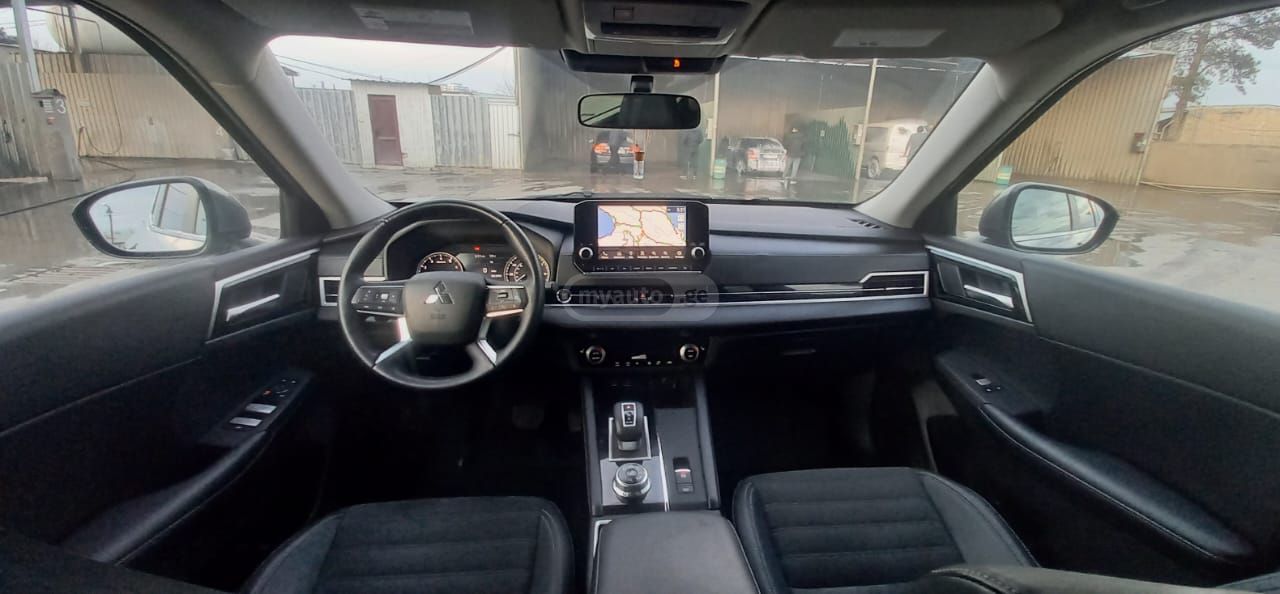 Mitsubishi Outlander - фото 7