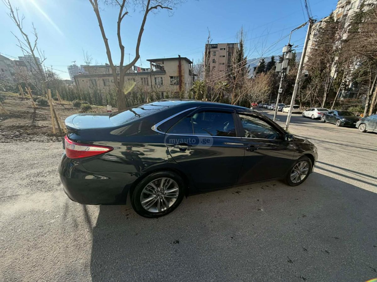 Toyota Camry - фото 7