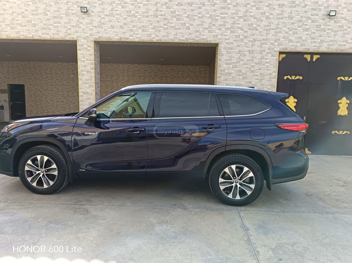Toyota Highlander - фото 13
