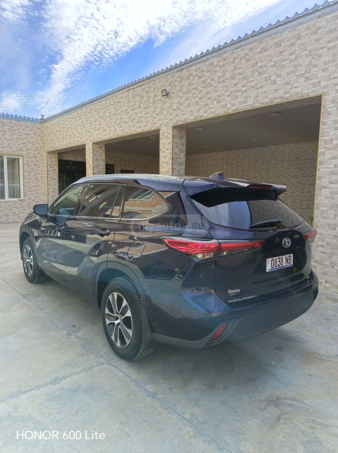 Toyota Highlander - фото 6