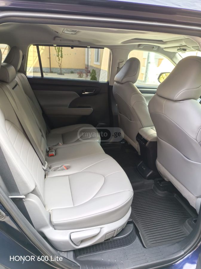 Toyota Highlander - фото 8