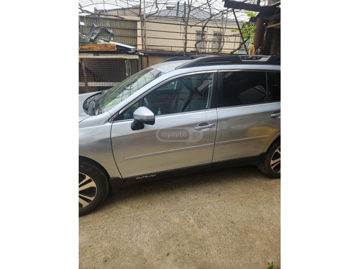 Subaru Outback - фото 2