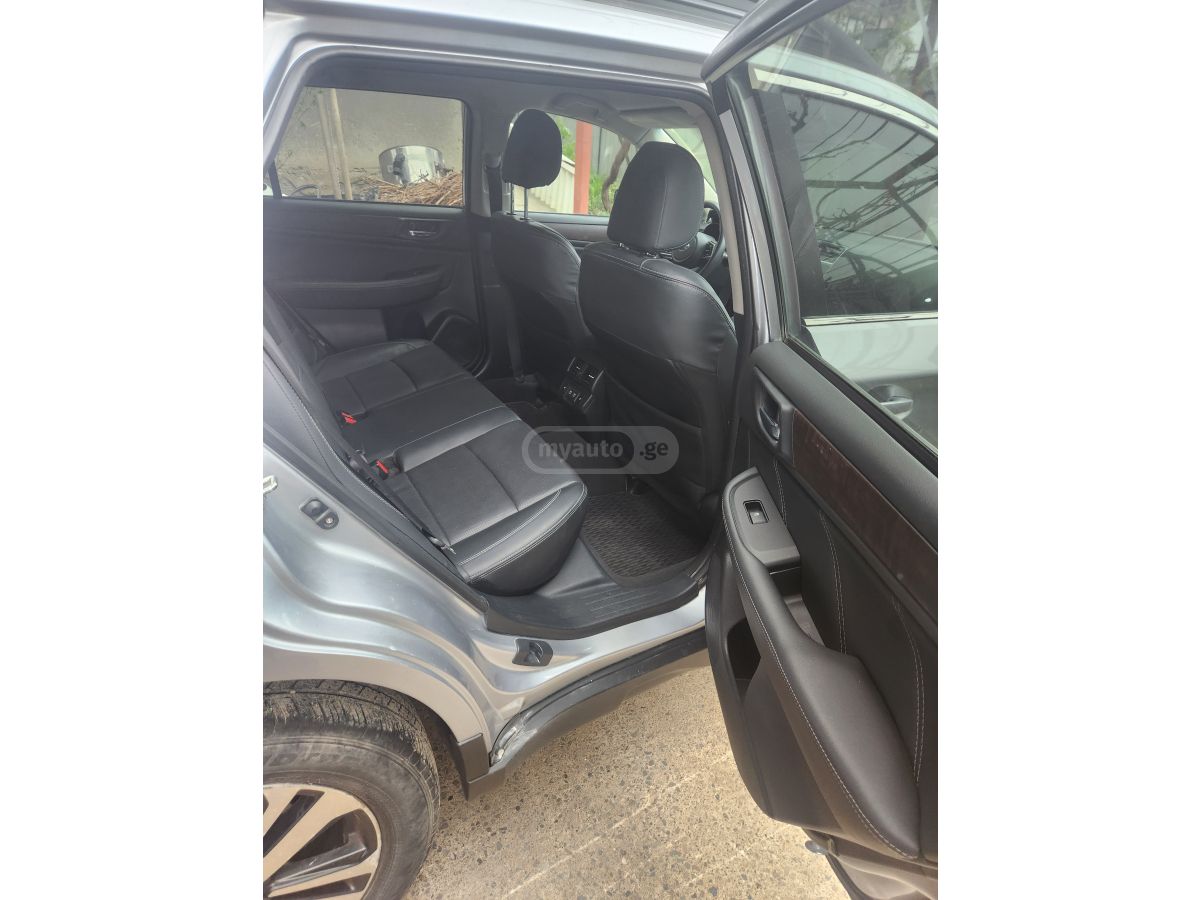 Subaru Outback - фото 3