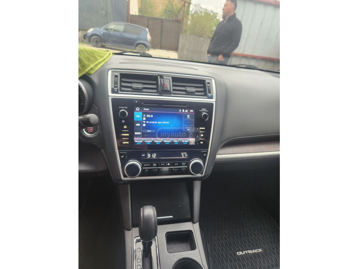 Subaru Outback - фото 9