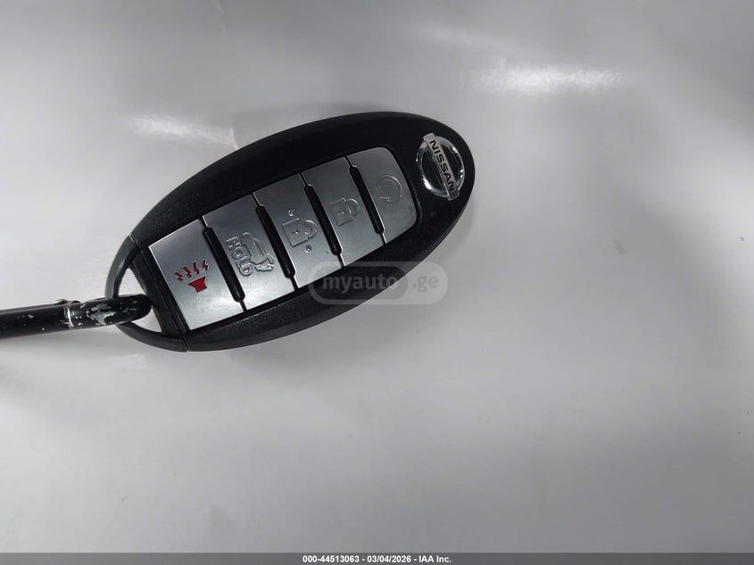 Nissan Rogue - фото 11