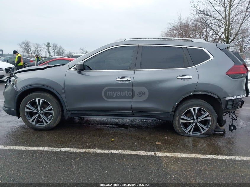 Nissan Rogue - фото 14