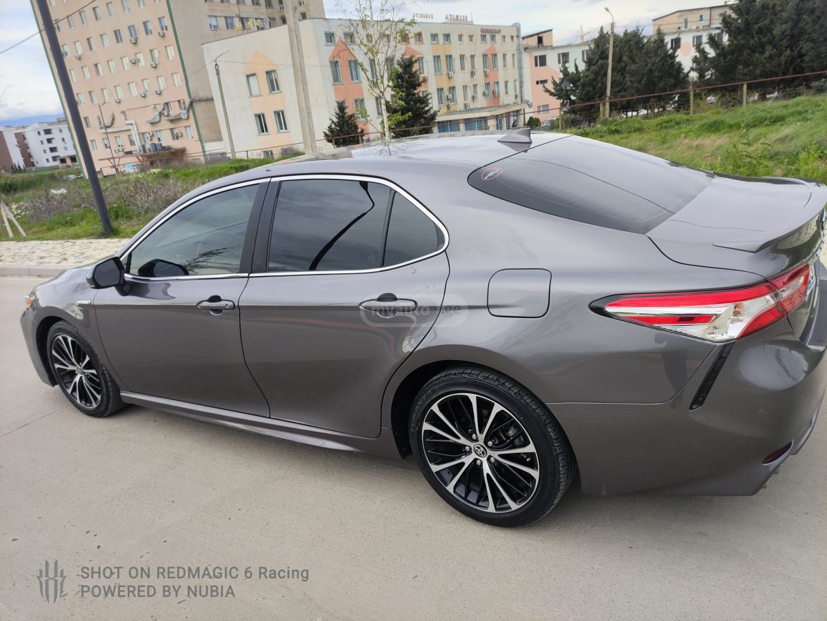 Toyota Camry - фото 5