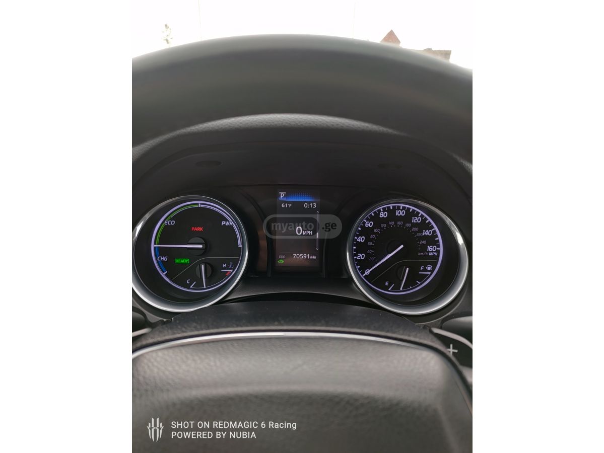 Toyota Camry - фото 9