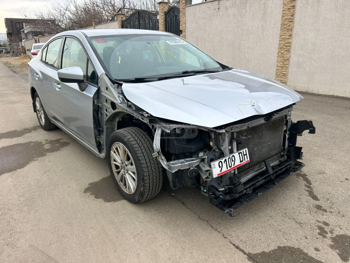 Subaru Impreza - фото 2