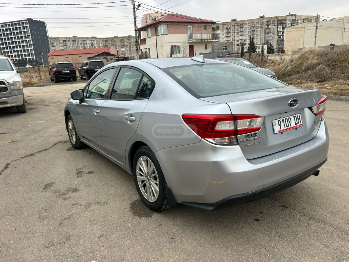 Subaru Impreza - фото 4