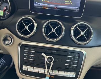 Mercedes-BenzGLA 250 4matic2018