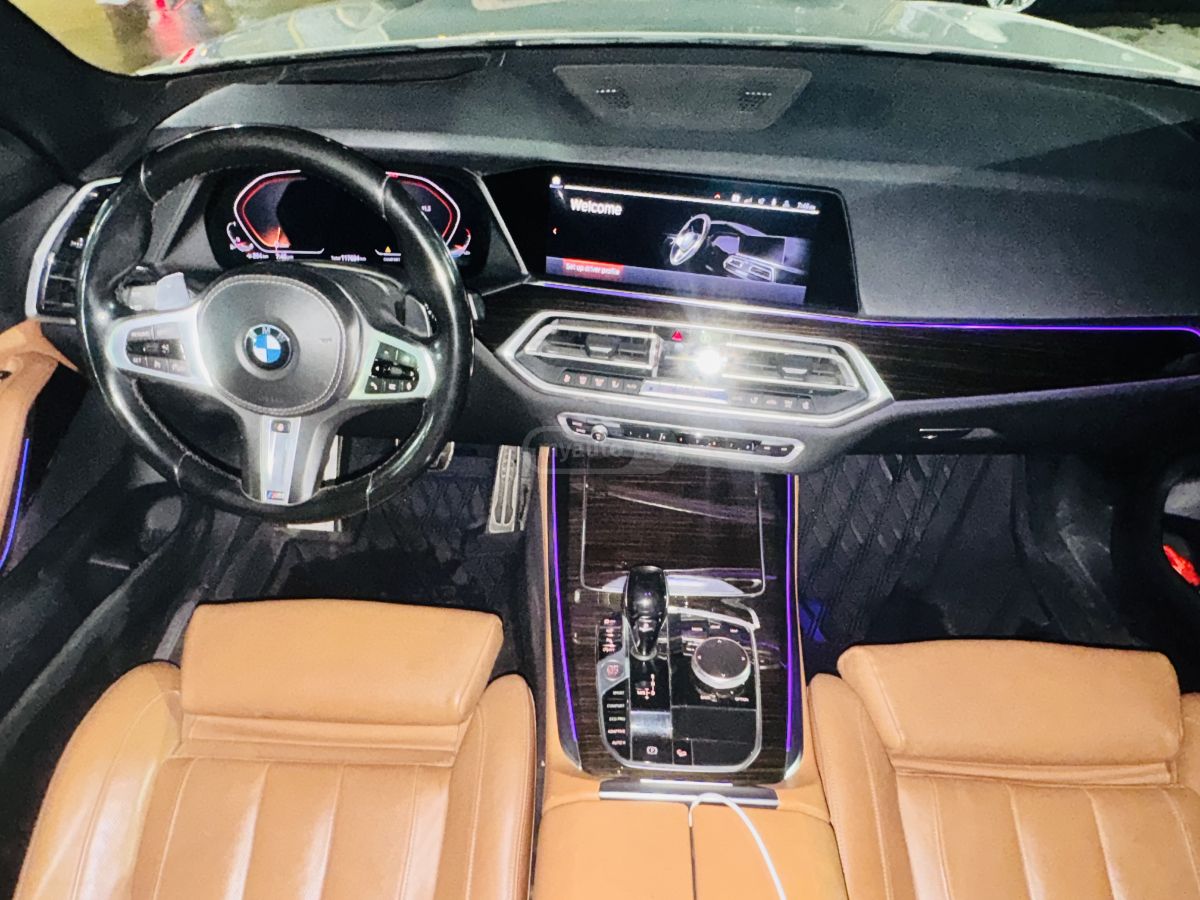BMW X5 - фото 10