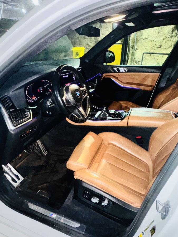 BMW X5 - фото 11