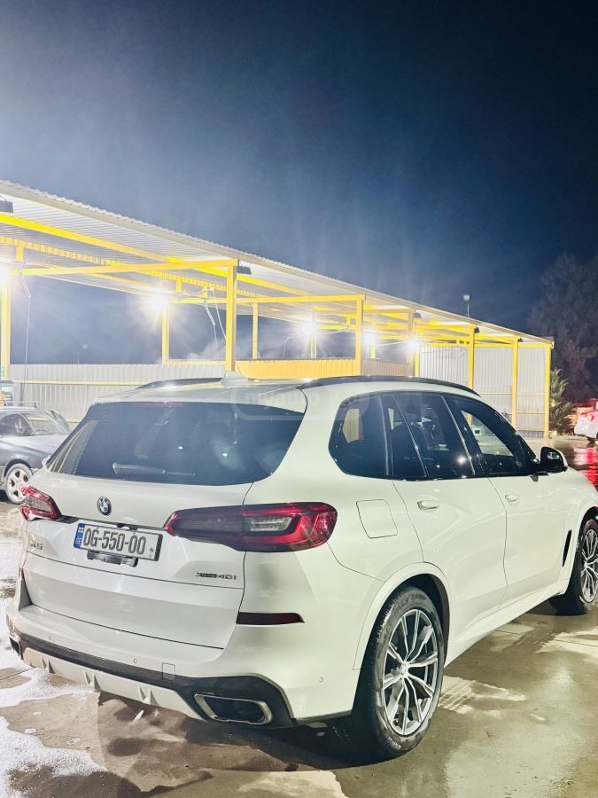 BMW X5 - фото 5