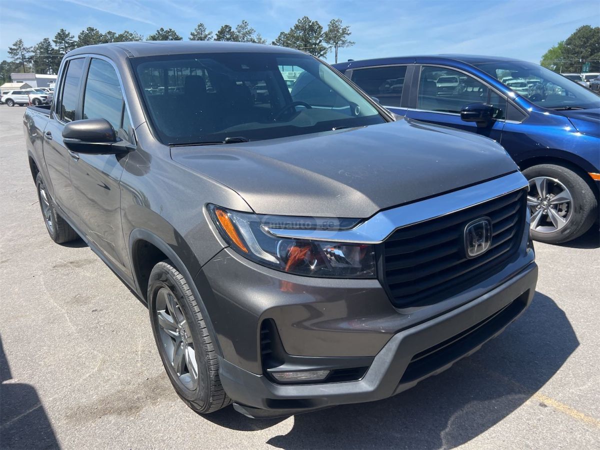 Honda Ridgeline - фото 2