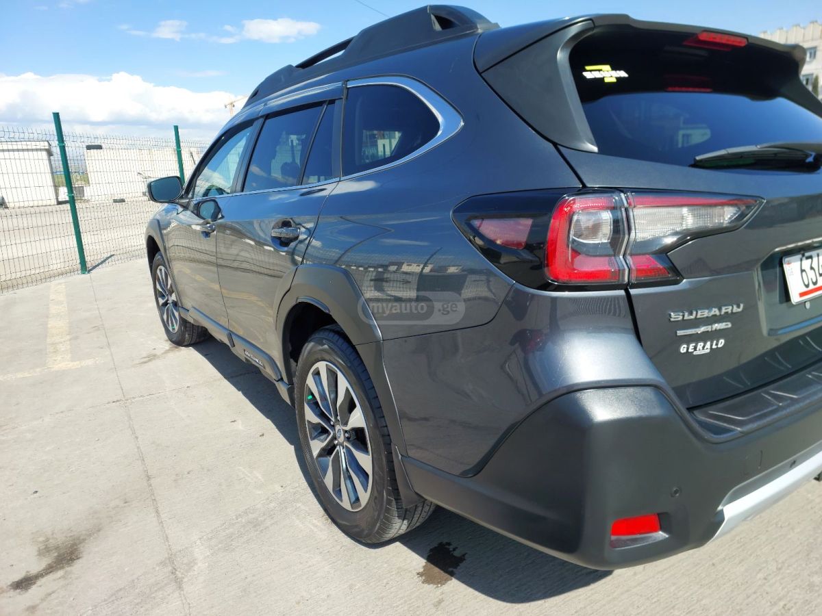 Subaru Outback - фото 3