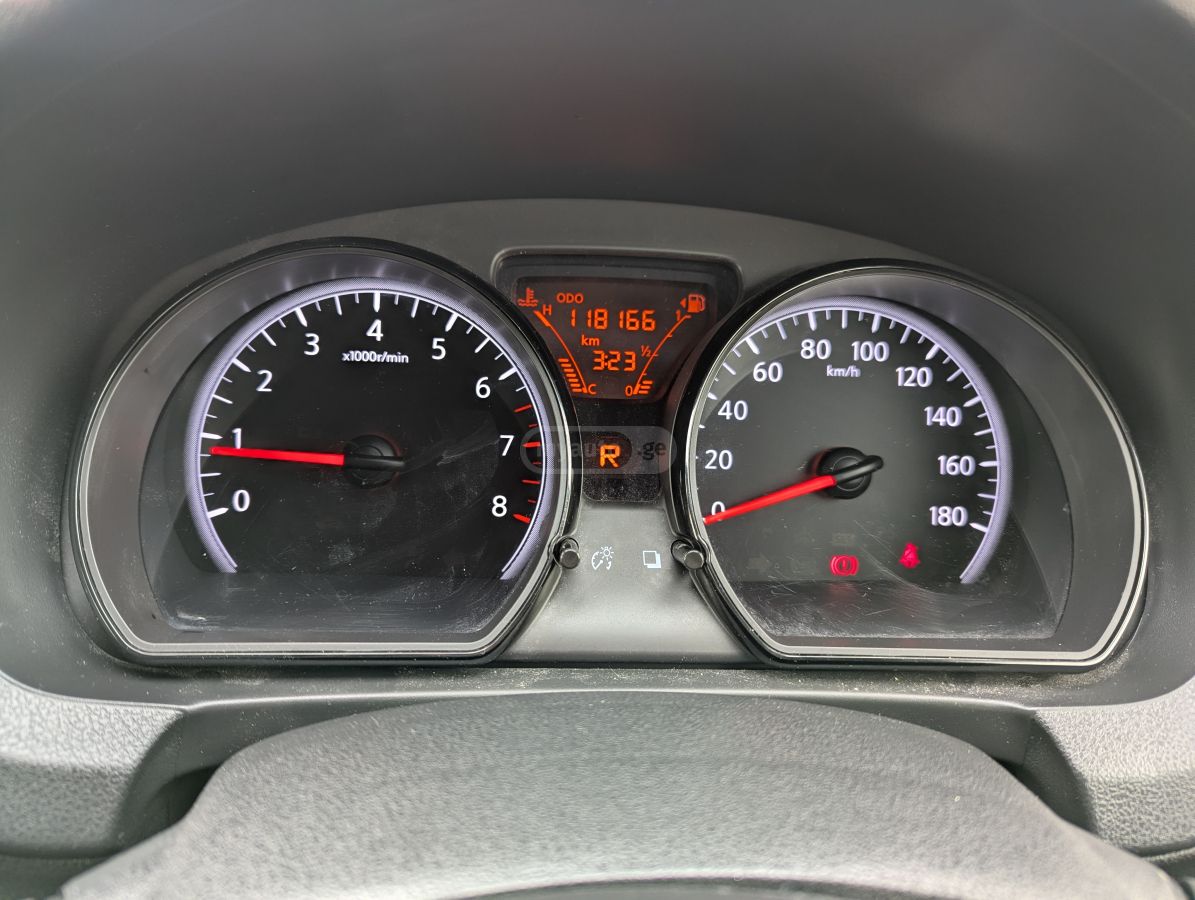 Nissan Note - фото 13