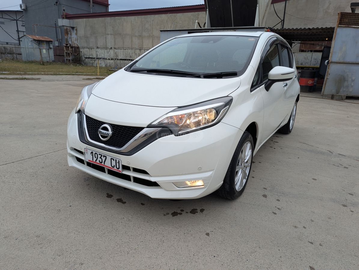 Nissan Note - фото 2