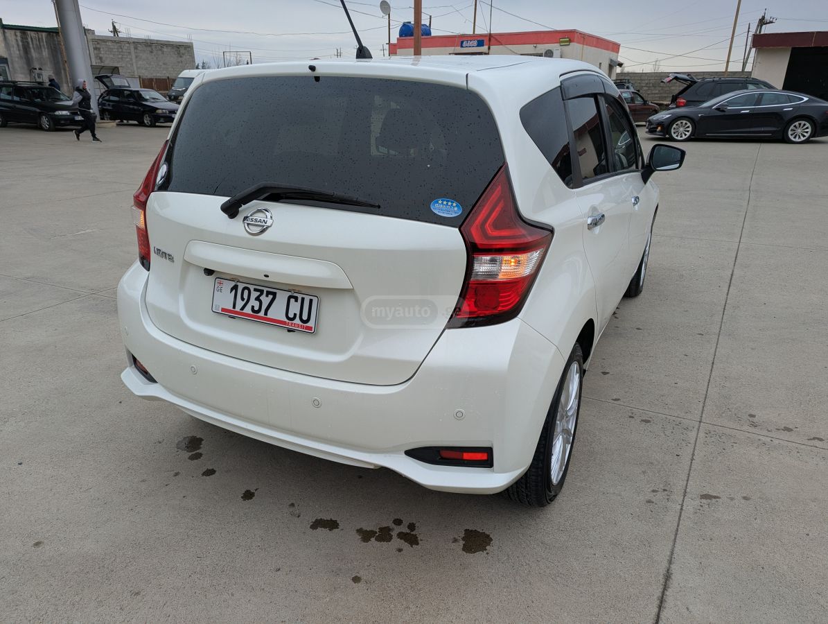 Nissan Note - фото 5