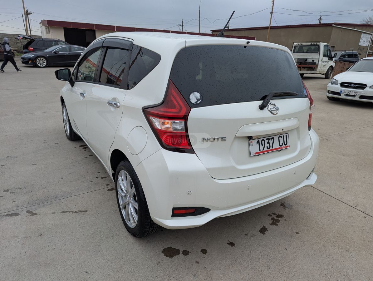 Nissan Note - фото 6