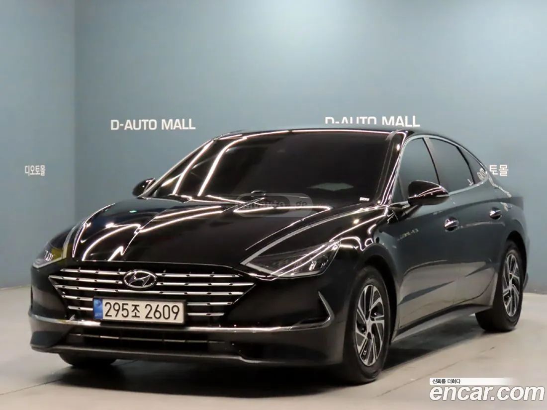 Hyundai Sonata - фото 1