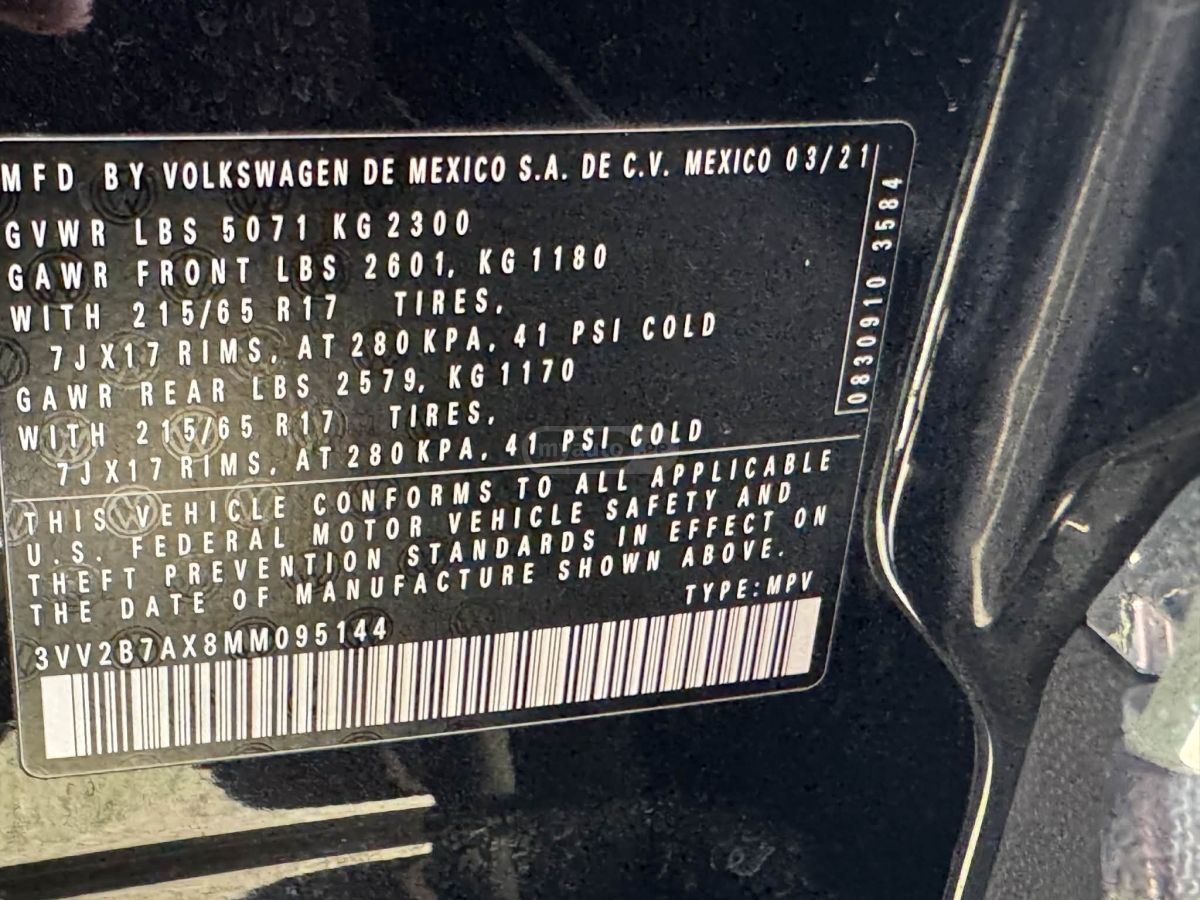 Volkswagen Tiguan - фото 11