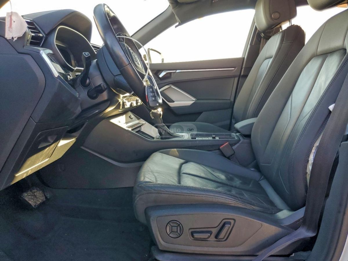 Audi 40 Premium 4dr All-Wheel Drive — миниатюра 12