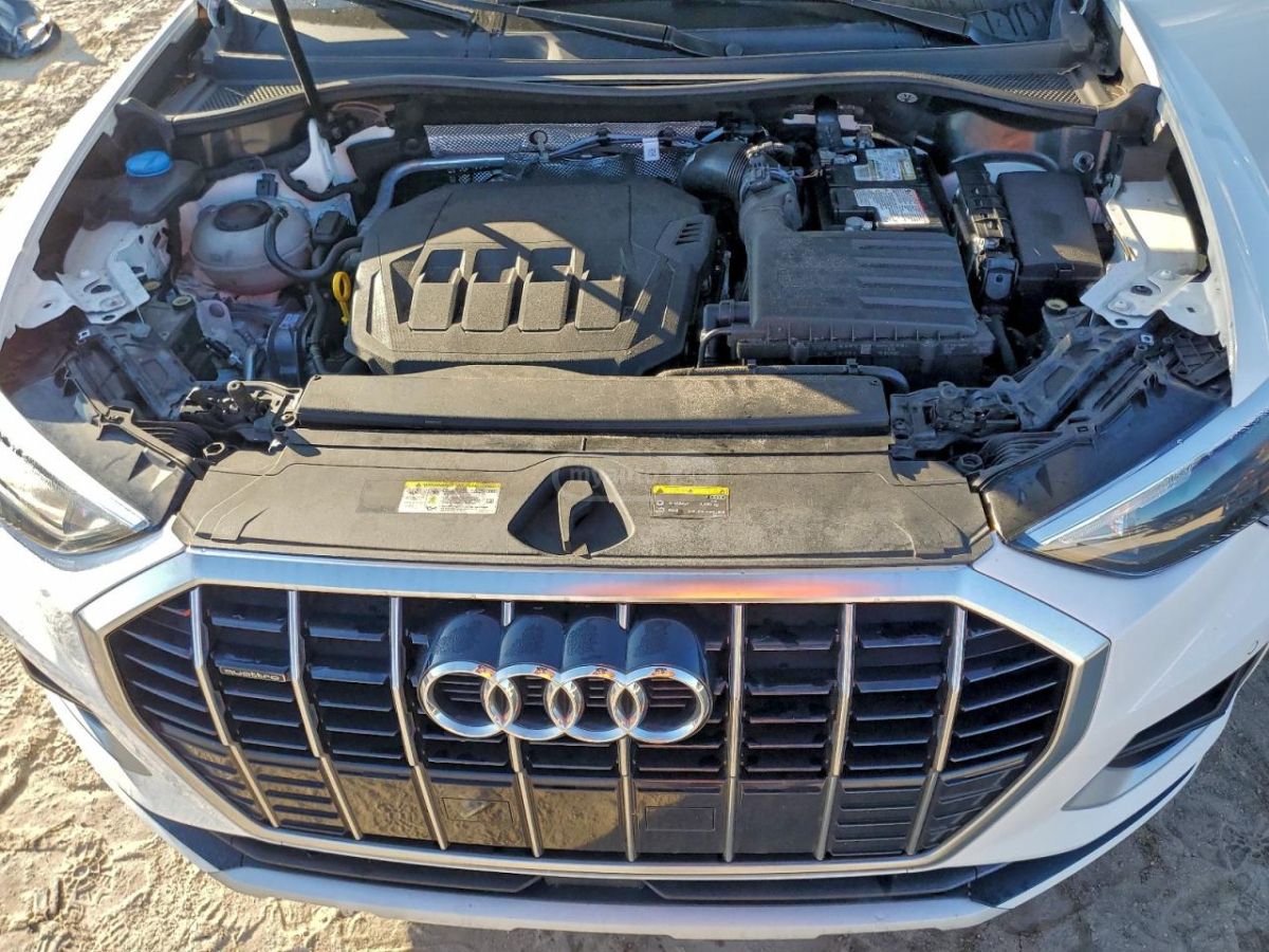 Audi 40 Premium 4dr All-Wheel Drive — миниатюра 6