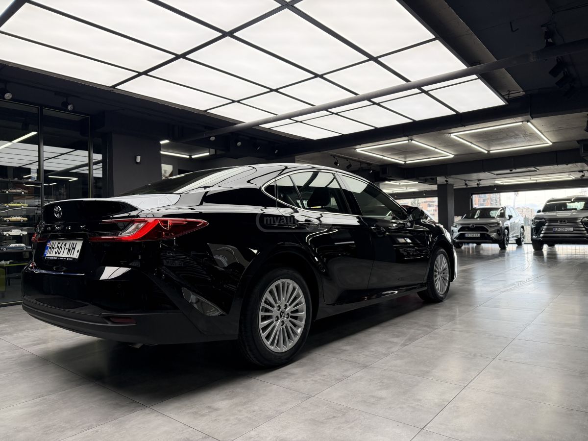 Toyota Camry - фото 9