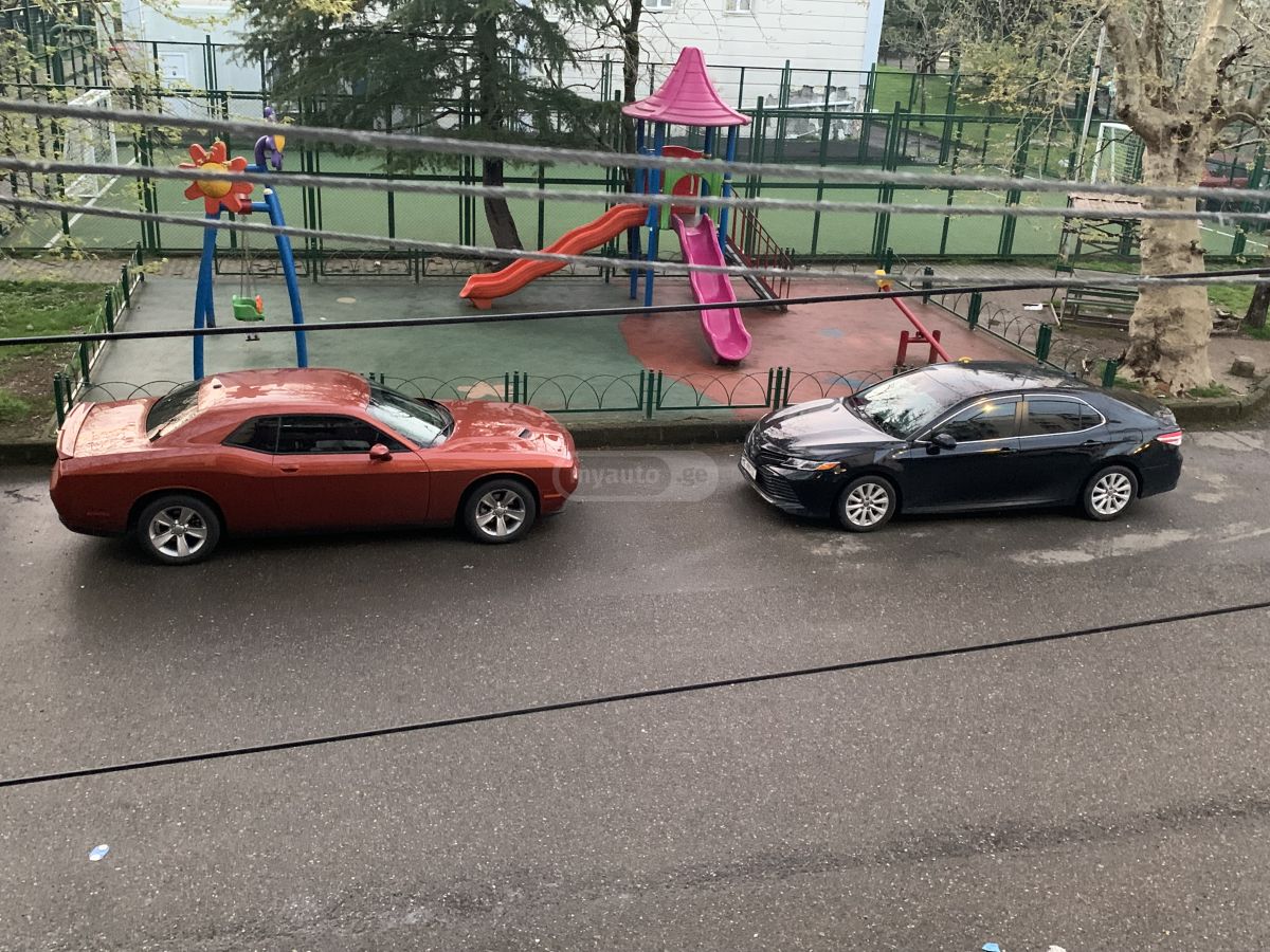 Toyota Camry - фото 6