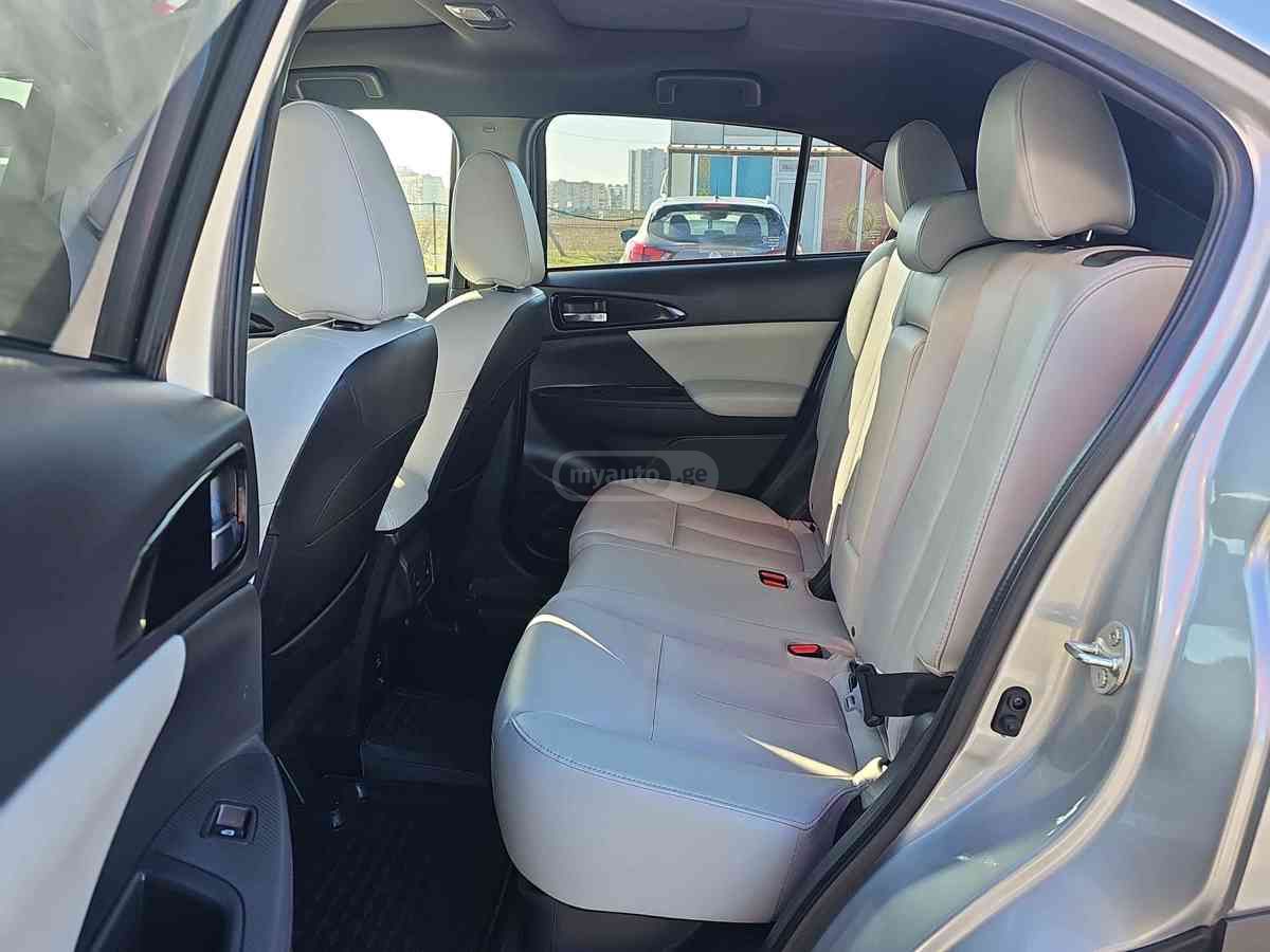 Mitsubishi Eclipse 2021 — миниатюра 11