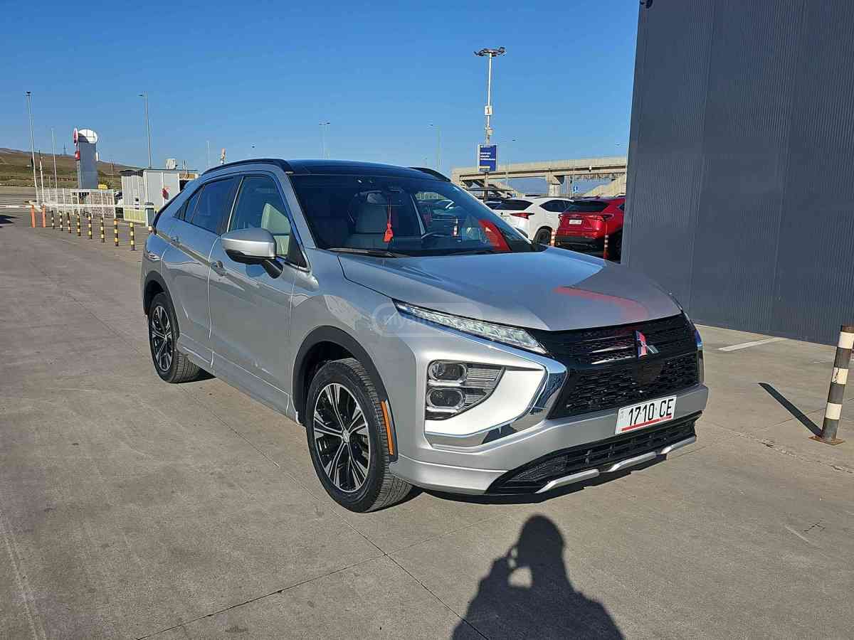 Mitsubishi Eclipse 2021 — миниатюра 7