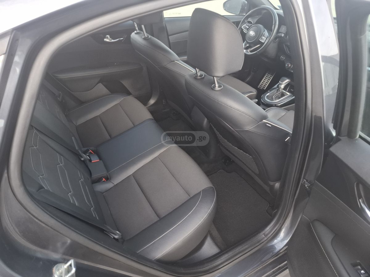 Kia Forte - фото 4