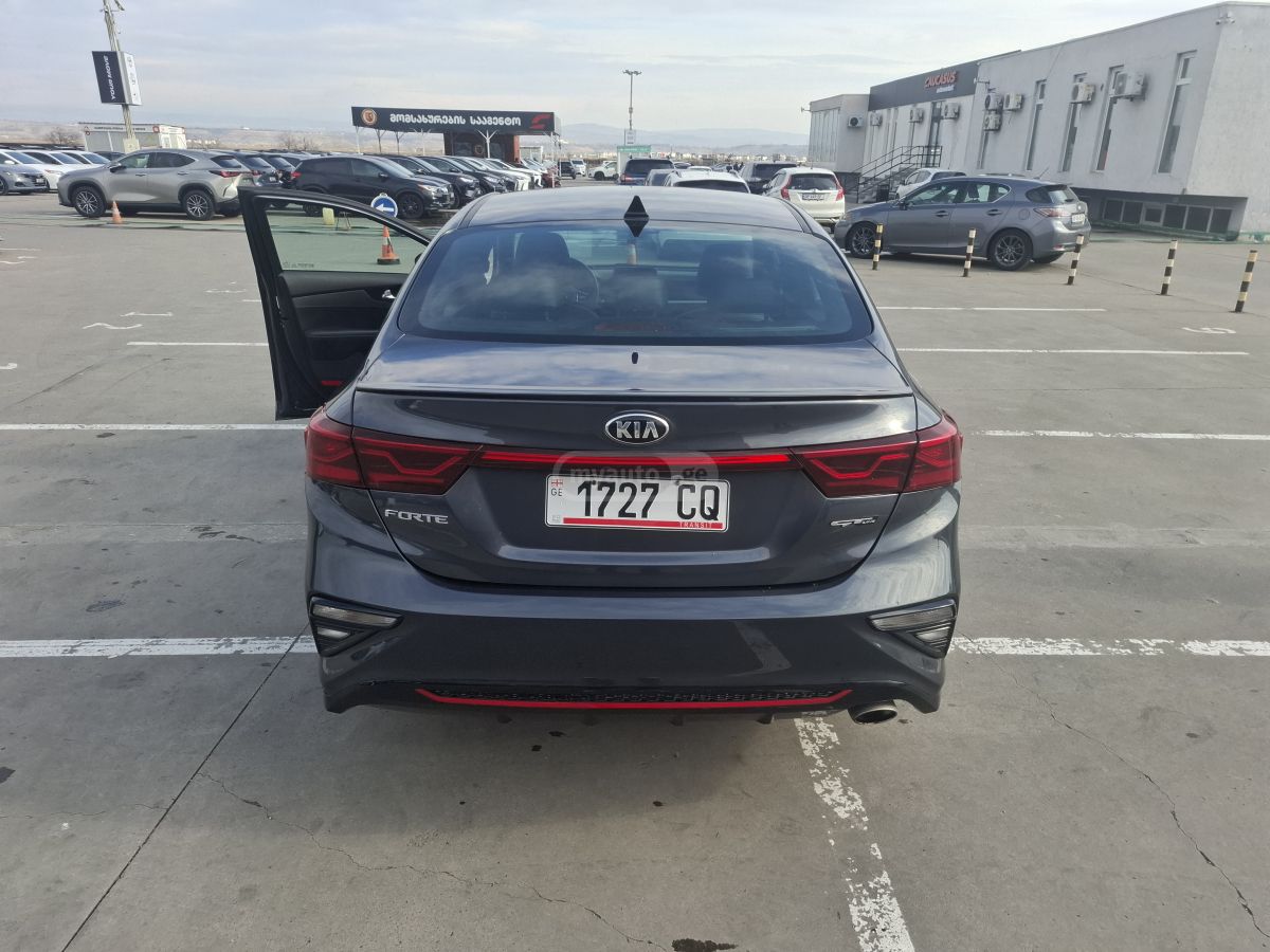 Kia Forte - фото 5