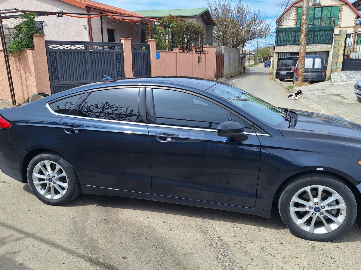 Ford Fusion - фото 6