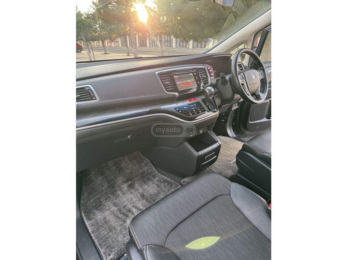 Honda Odyssey - фото 12