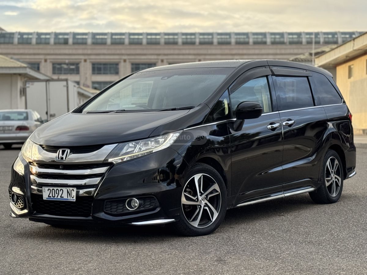 Honda Odyssey - фото 2