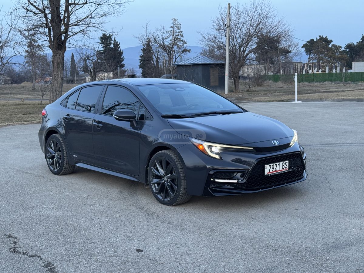 Toyota Corolla 2025 — миниатюра 13