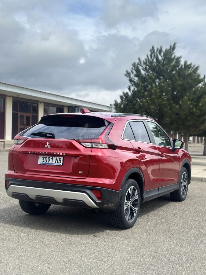 Mitsubishi Eclipse Cross - фото 8