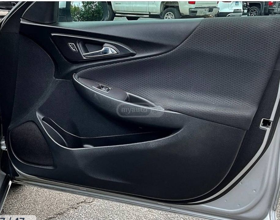 Chevrolet Malibu - фото 11