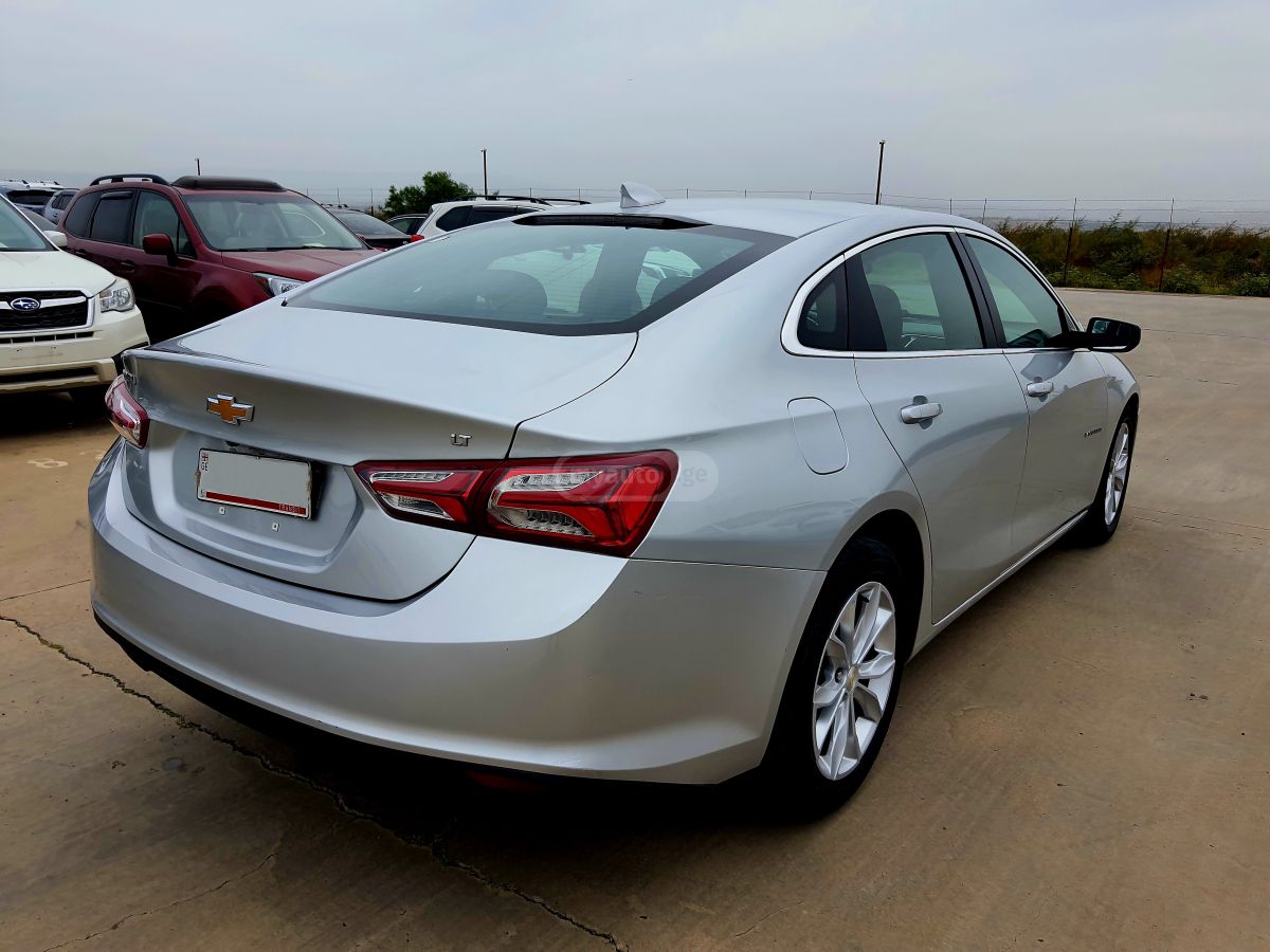 Chevrolet Malibu - фото 3