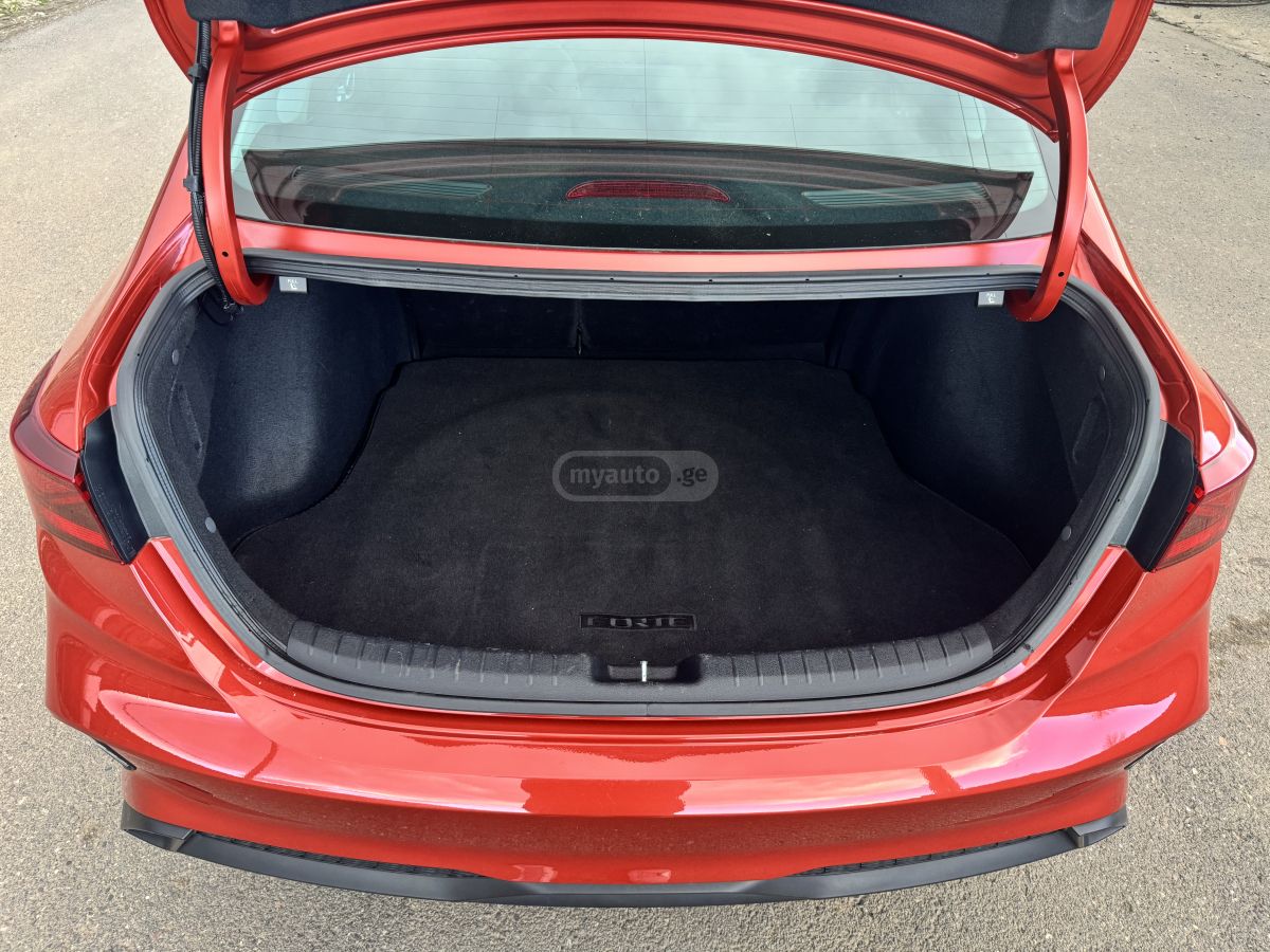 Kia Forte - фото 12