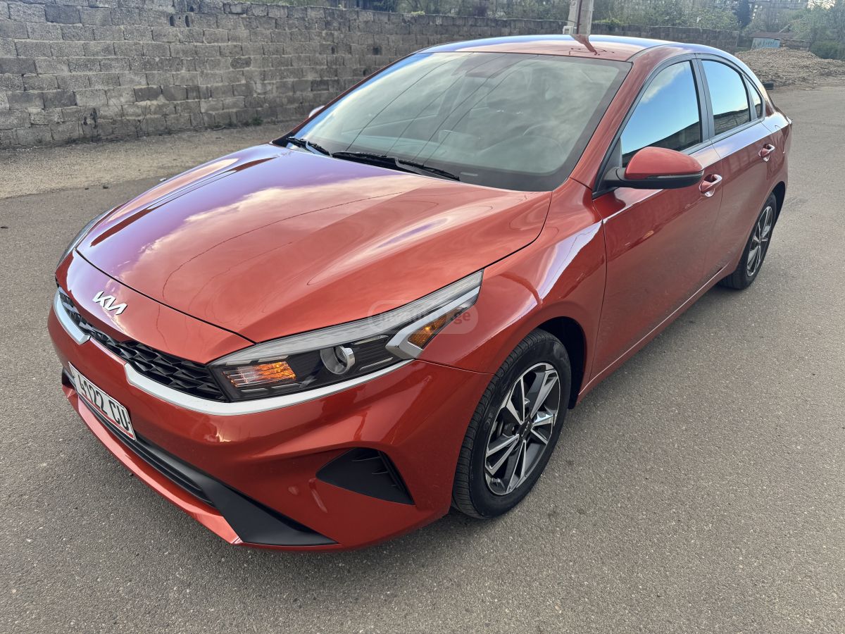 Kia Forte - фото 2